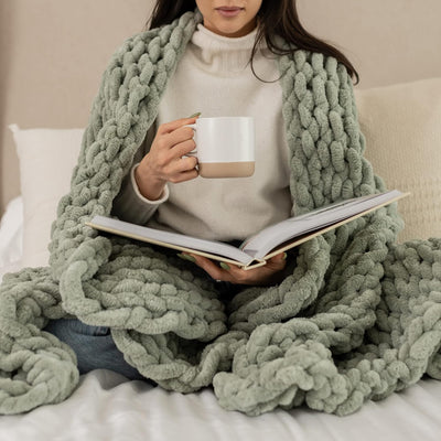 NEBULA STORE™  - COZY KNIT BLANKET